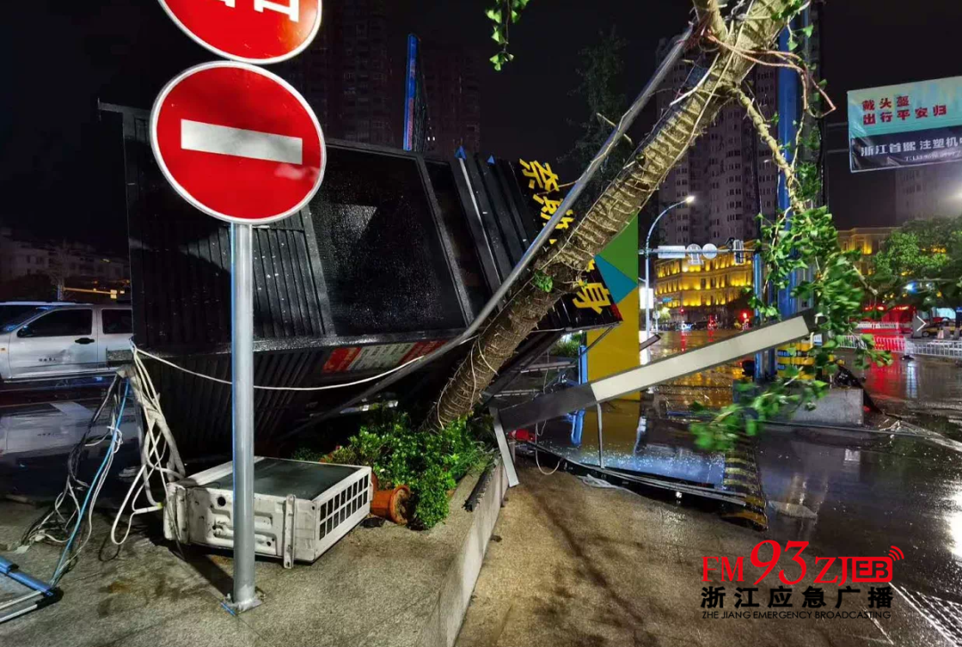 今晨突围战来临，浙江队围绕法国杯绝杀压哨，引发热议，身体对抗强度拉满的简单介绍