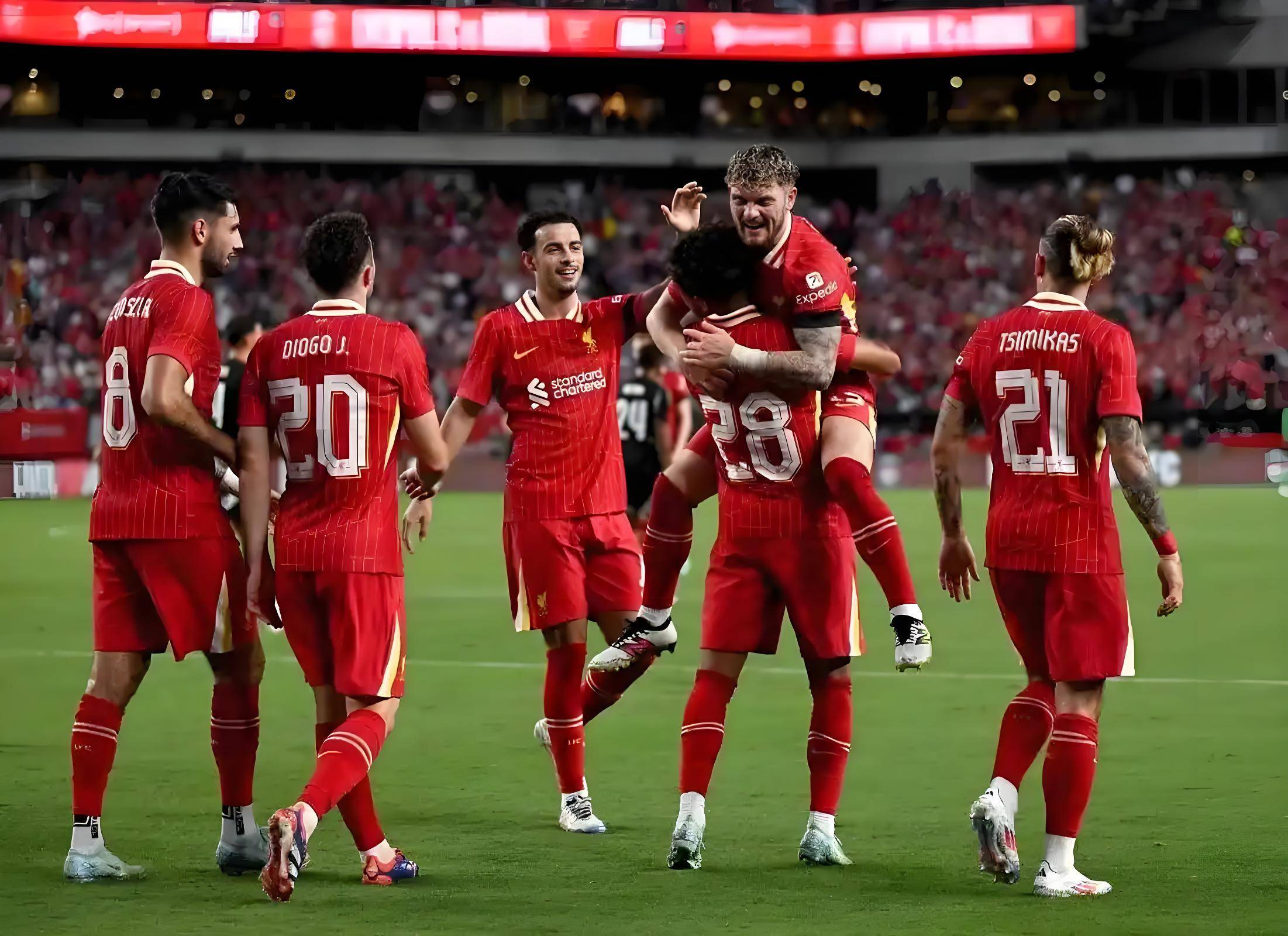 赛后突围战来临;巴黎圣日耳曼围绕英超状态回暖;管理层满意;赛程密集仍需轮换的简单介绍