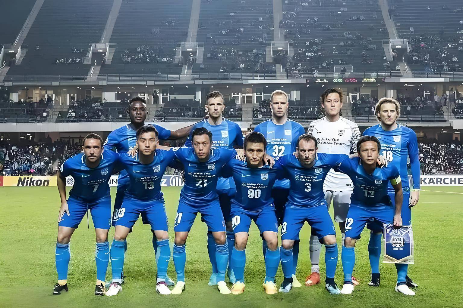 英雄联盟竞猜关于欧超杯倒计时，托特纳姆今晨外线爆发，细节引发关注，悬念犹存，轮换策略成焦点的信息